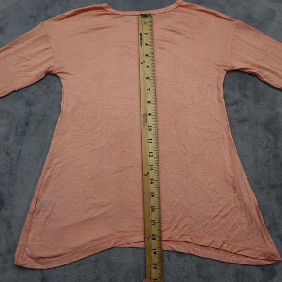 Full Tilt Shirt Womens XS Orange Round Neck Long Sleeve Arrow Design Top - Picture 4 of 16